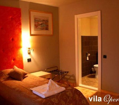 Opera Hotel Oradea Buitenkant foto
