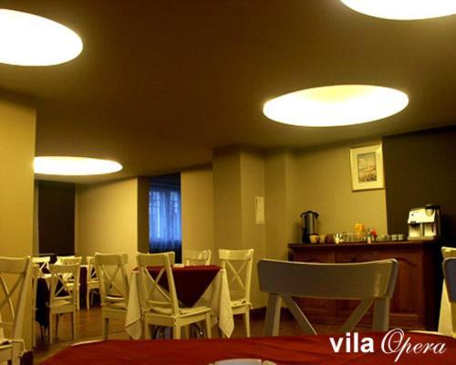 Opera Hotel Oradea Buitenkant foto