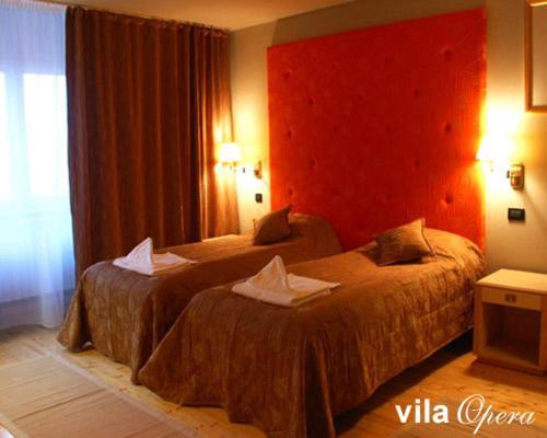 Opera Hotel Oradea Buitenkant foto